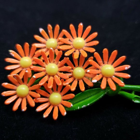 Vintage Weiss Bouquet of Eight Orange and Yellow D - Picture 2 of 5